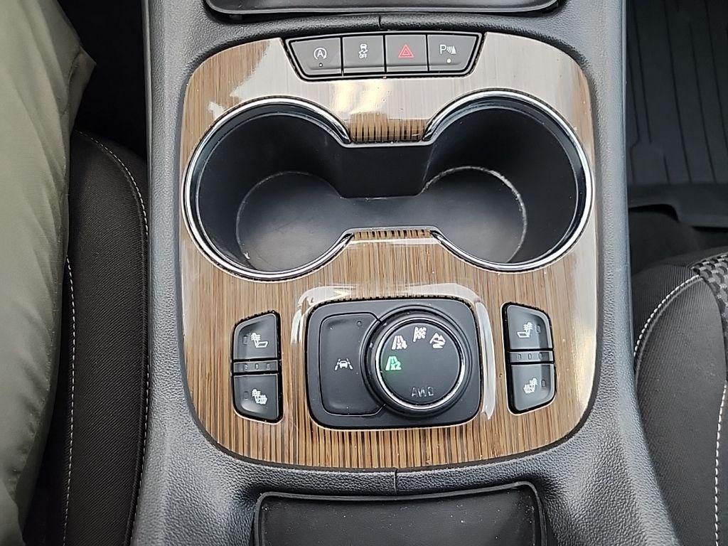 used 2022 GMC Acadia car, priced at $26,999