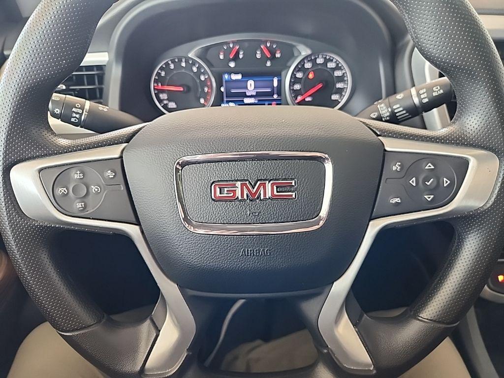 used 2022 GMC Acadia car, priced at $26,999