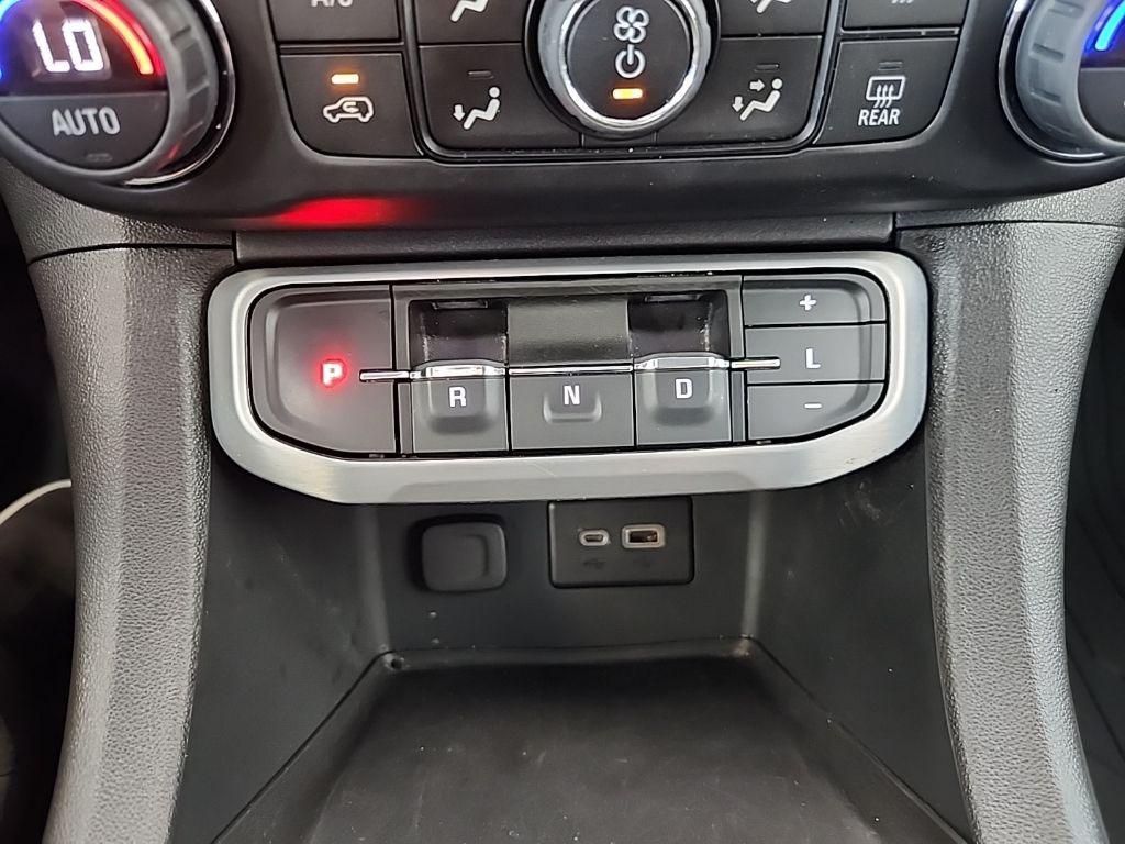 used 2022 GMC Acadia car, priced at $26,999
