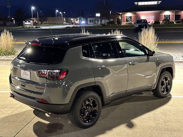 new 2024 Jeep Compass car, priced at $41,160