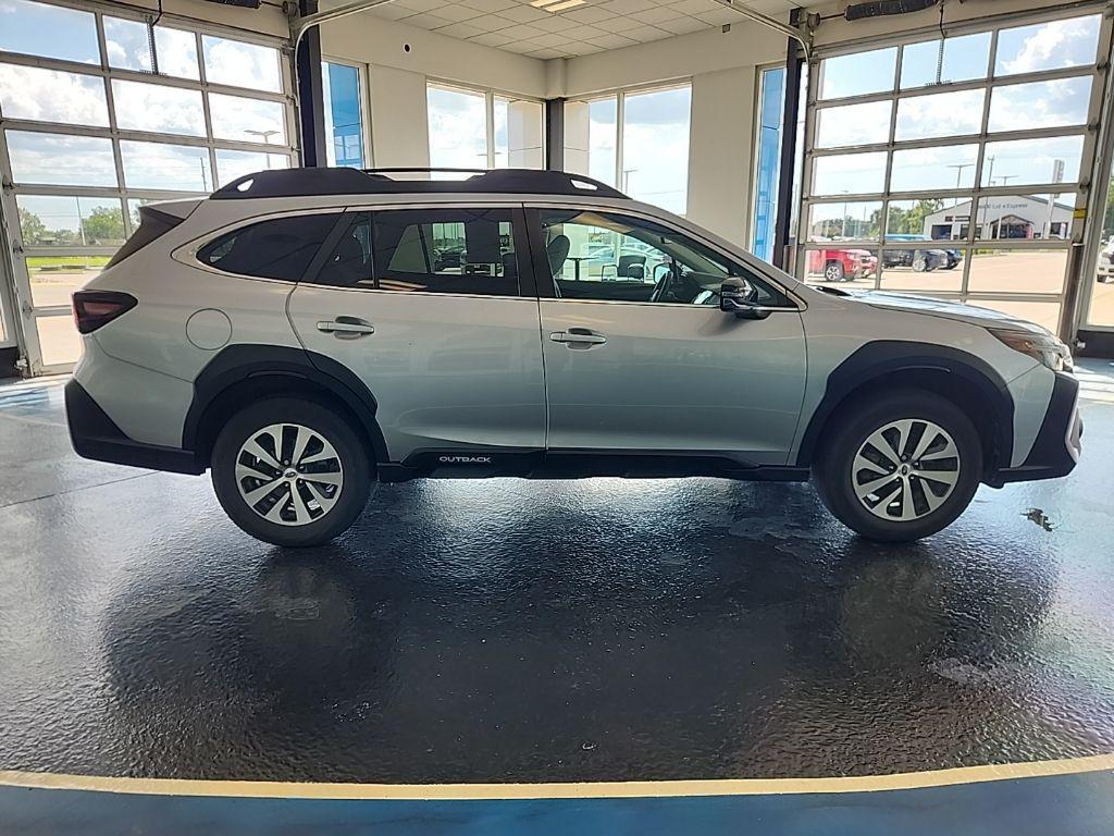 used 2023 Subaru Outback car, priced at $26,999