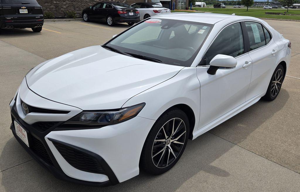 used 2024 Toyota Camry car, priced at $25,877