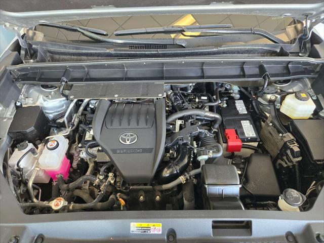 used 2023 Toyota Highlander car, priced at $32,887