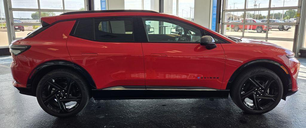used 2024 Chevrolet Equinox EV car, priced at $30,877
