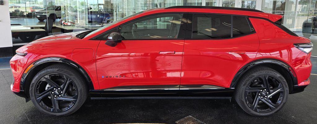 used 2024 Chevrolet Equinox EV car, priced at $30,877