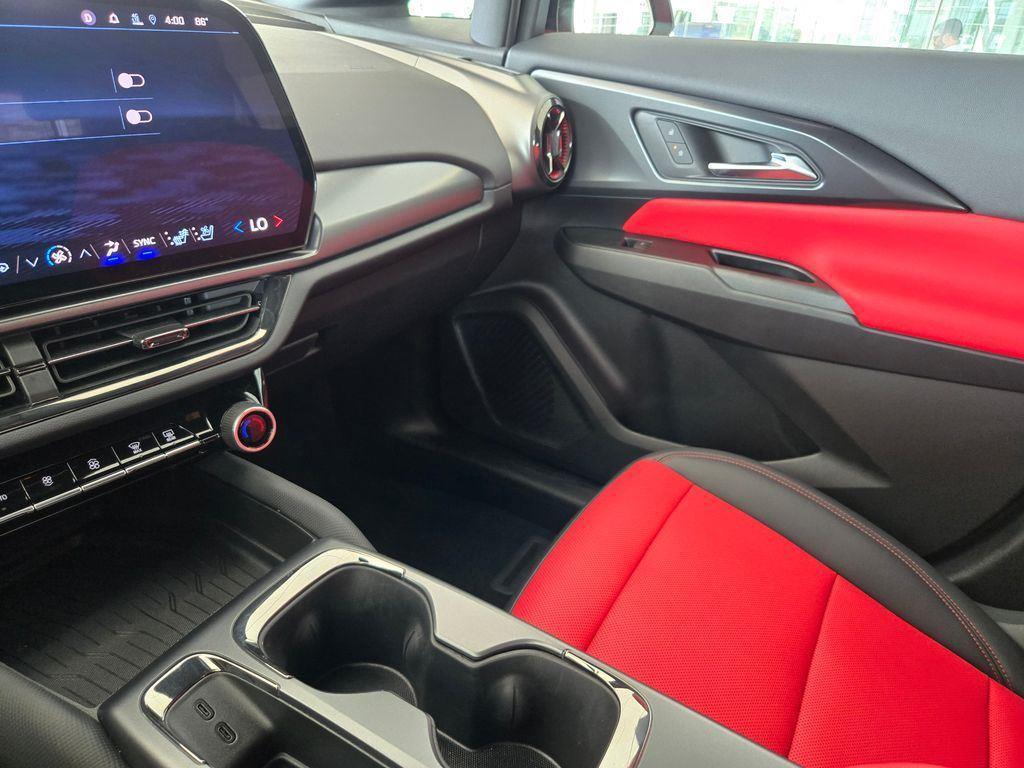 used 2024 Chevrolet Equinox EV car, priced at $30,877