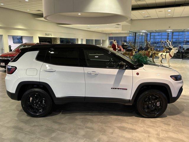 new 2024 Jeep Compass car, priced at $40,565