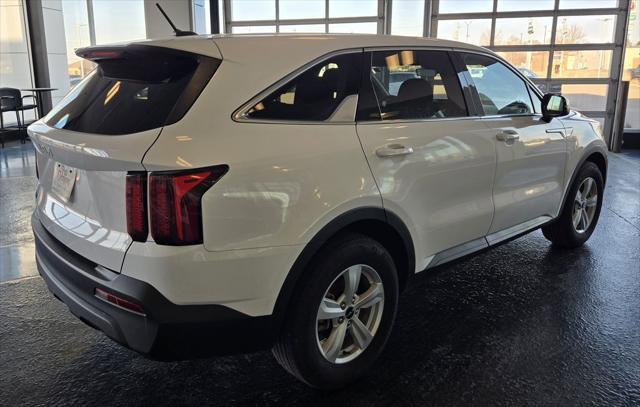 used 2023 Kia Sorento car, priced at $23,999