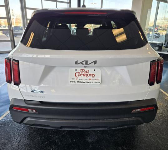 used 2023 Kia Sorento car, priced at $23,999