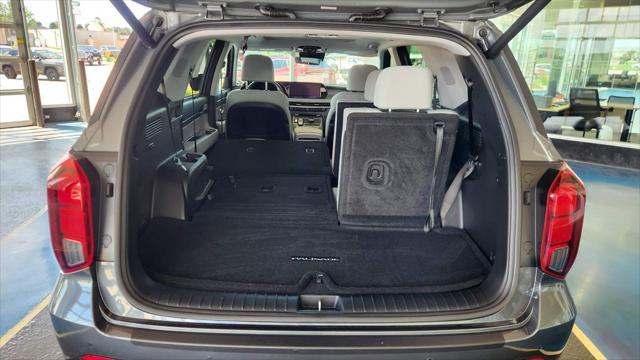 used 2024 Hyundai Palisade car, priced at $36,999
