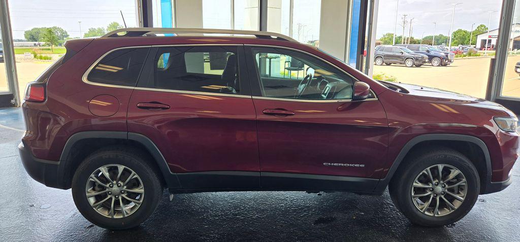 used 2019 Jeep Cherokee car, priced at $12,990