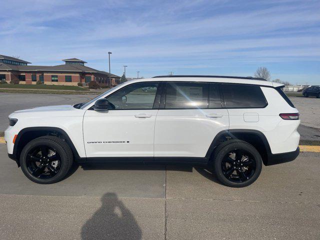 new 2025 Jeep Grand Cherokee L car, priced at $54,040