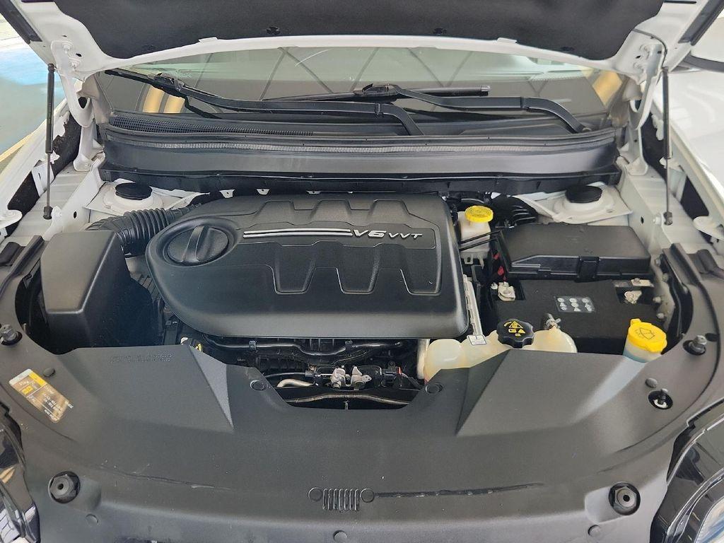 used 2021 Jeep Cherokee car, priced at $18,890