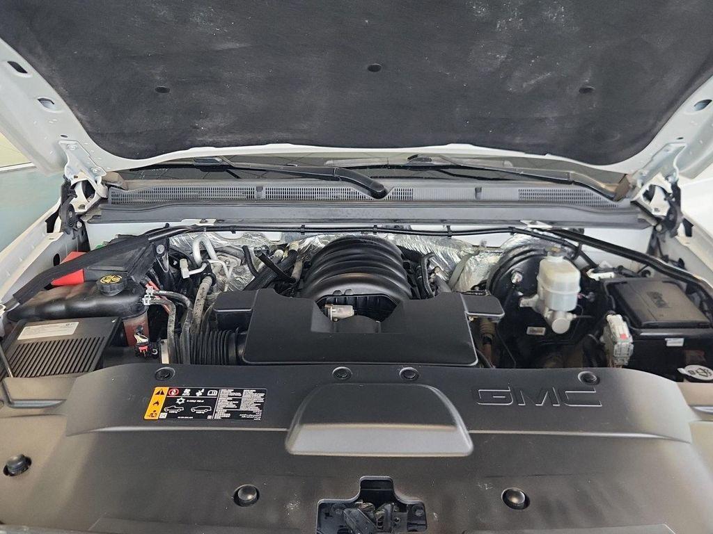 used 2018 GMC Yukon car, priced at $25,999