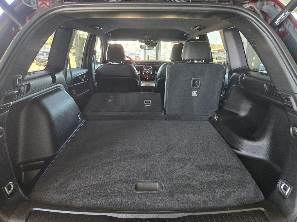 used 2023 Jeep Grand Cherokee car, priced at $31,999