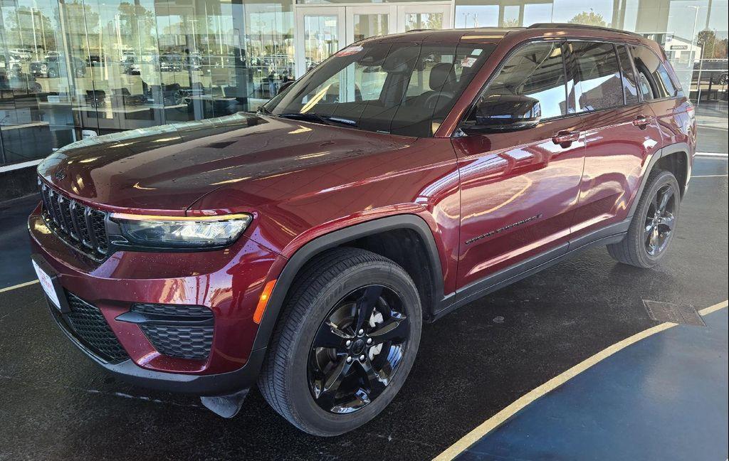 used 2023 Jeep Grand Cherokee car
