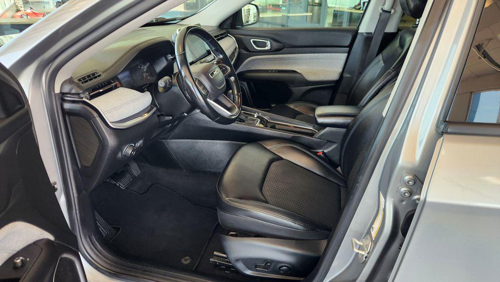 used 2022 Jeep Compass car, priced at $20,999