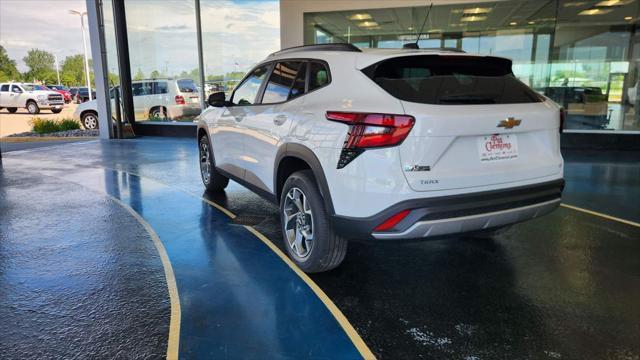 new 2025 Chevrolet Trax car, priced at $25,485