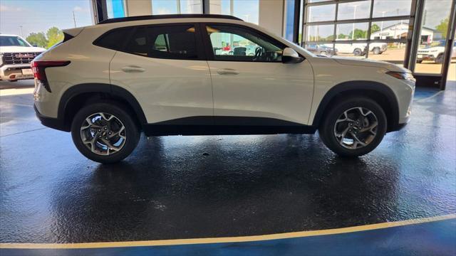 new 2025 Chevrolet Trax car, priced at $25,485