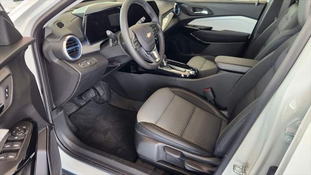 new 2025 Chevrolet Trax car, priced at $25,485