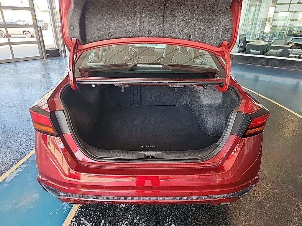 used 2023 Nissan Altima car, priced at $22,499