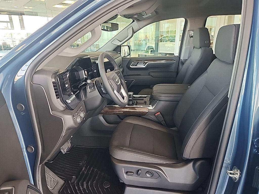 new 2026 GMC Sierra 1500 car, priced at $66,250