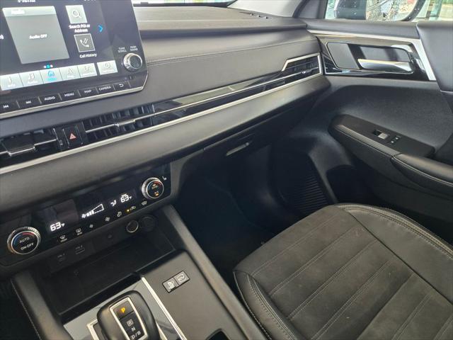 used 2023 Mitsubishi Outlander PHEV car, priced at $27,899