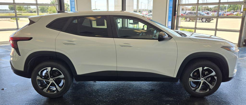 used 2024 Chevrolet Trax car