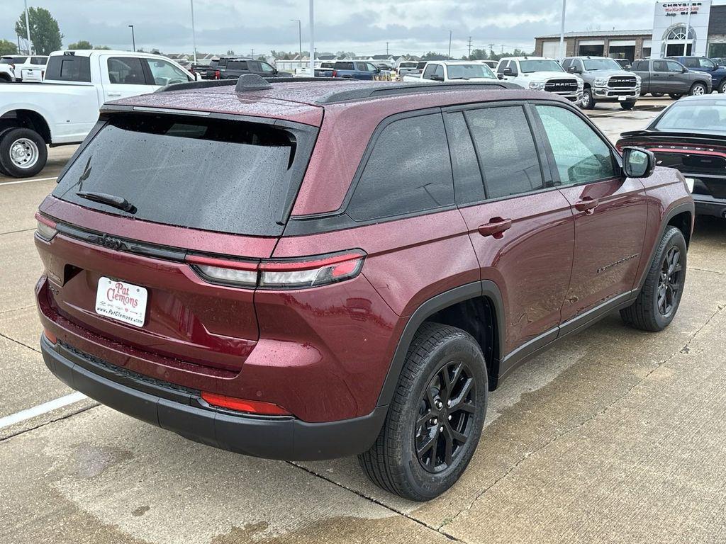used 2024 Jeep Grand Cherokee car, priced at $36,999