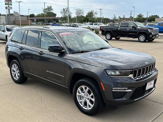 used 2022 Jeep Grand Cherokee car, priced at $37,999