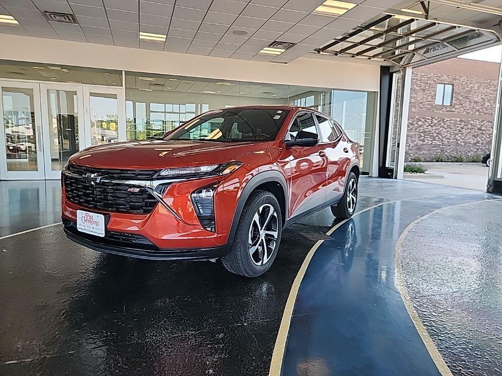 used 2024 Chevrolet Trax car, priced at $19,999