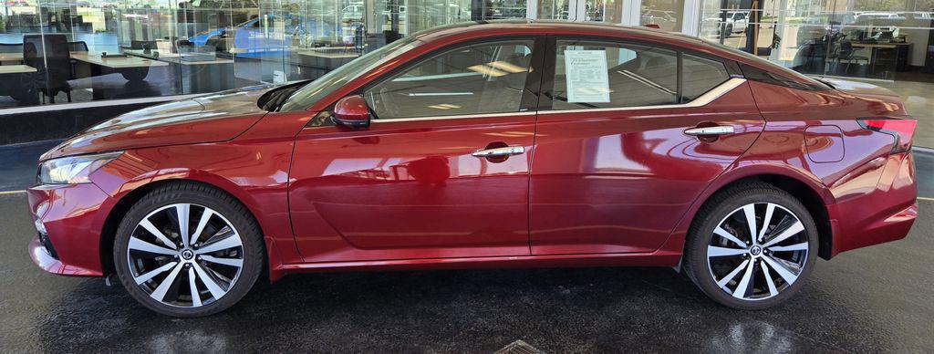 used 2022 Nissan Altima car, priced at $27,999
