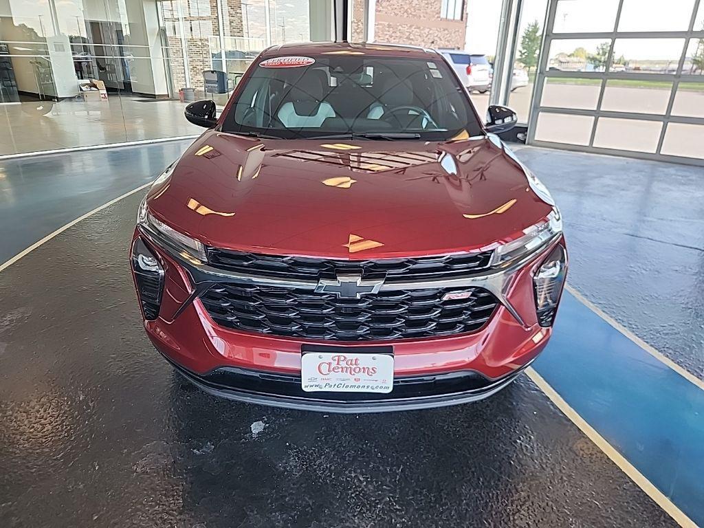 used 2024 Chevrolet Trax car, priced at $22,999
