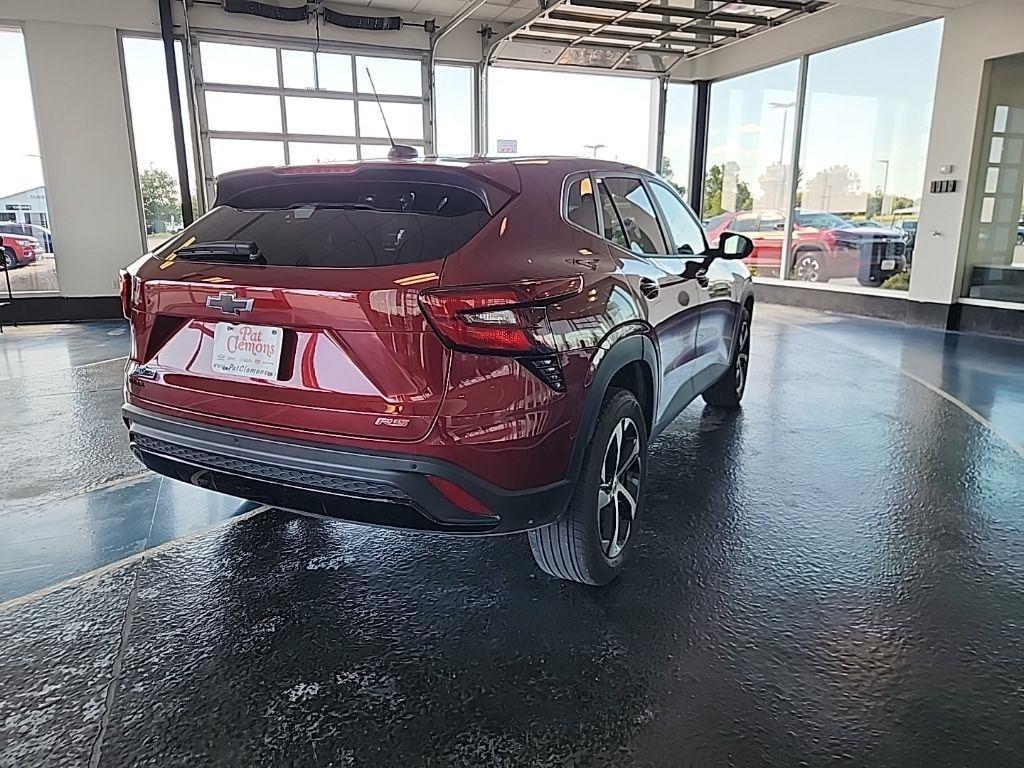 used 2024 Chevrolet Trax car, priced at $21,999