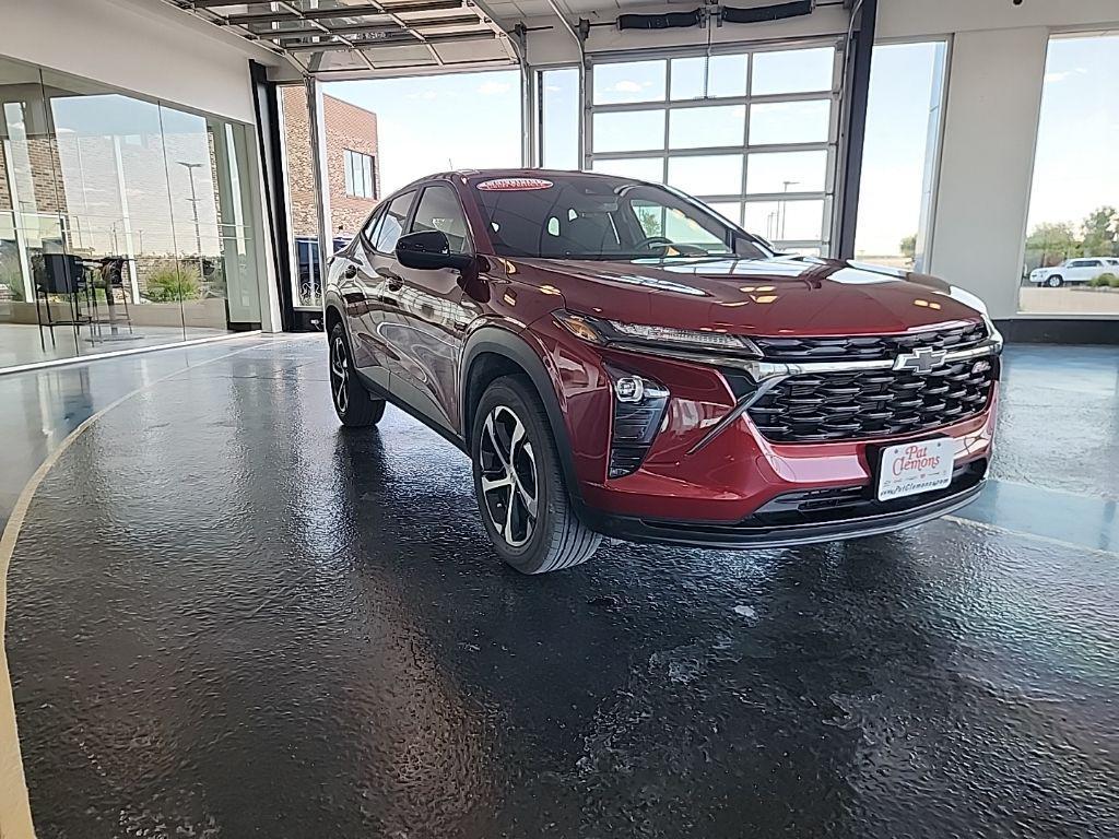 used 2024 Chevrolet Trax car, priced at $22,999