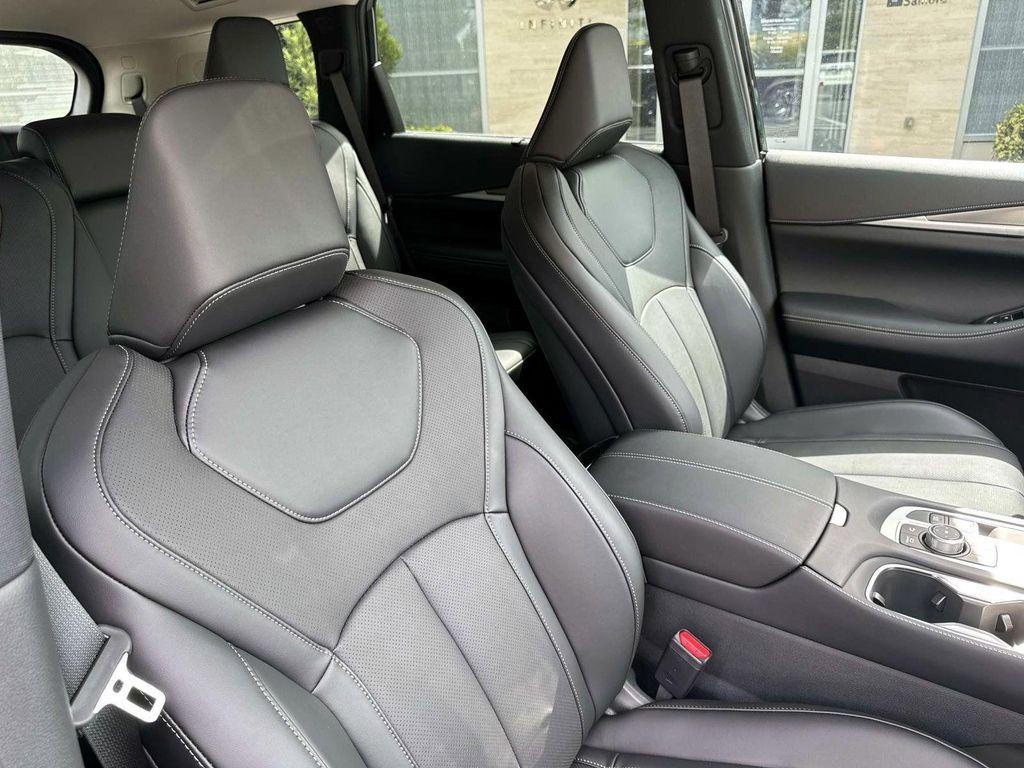 new 2026 INFINITI QX60 car, priced at $58,334