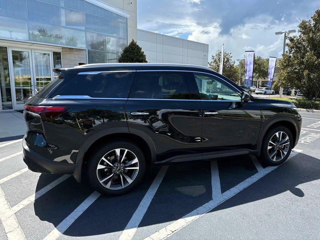 used 2025 INFINITI QX60 car, priced at $44,800