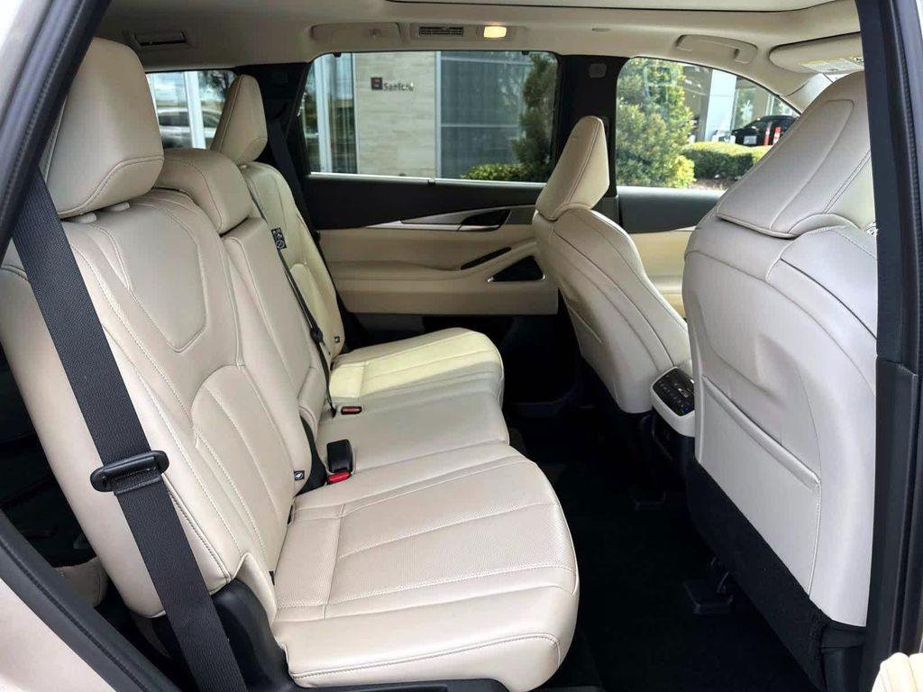 used 2025 INFINITI QX60 car, priced at $47,999