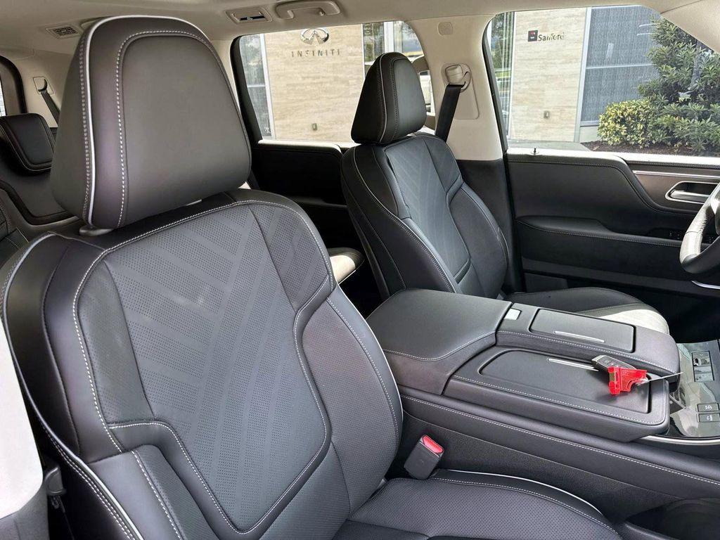 new 2026 INFINITI QX80 car, priced at $93,348