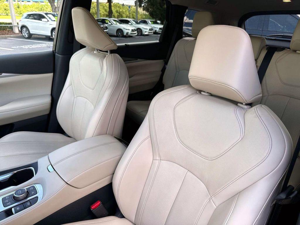 used 2025 INFINITI QX60 car, priced at $42,800