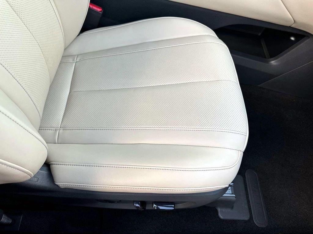 used 2025 INFINITI QX60 car, priced at $42,800