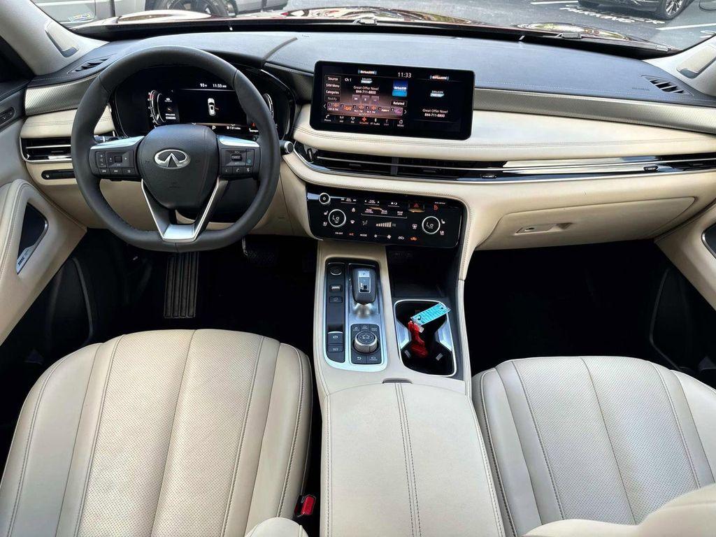 used 2025 INFINITI QX60 car, priced at $42,800