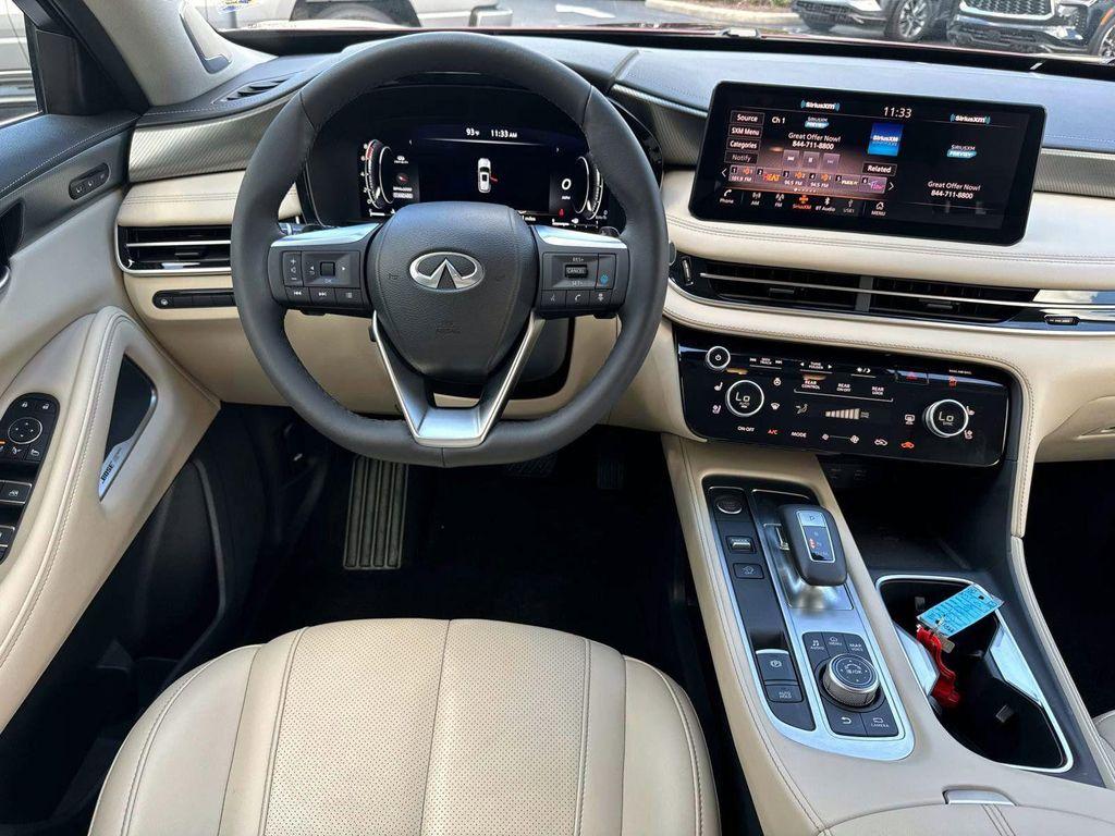 used 2025 INFINITI QX60 car, priced at $42,800