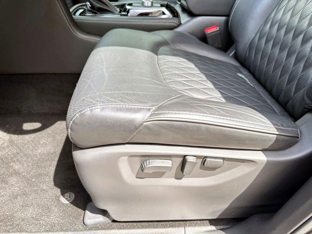 used 2024 INFINITI QX80 car, priced at $60,900