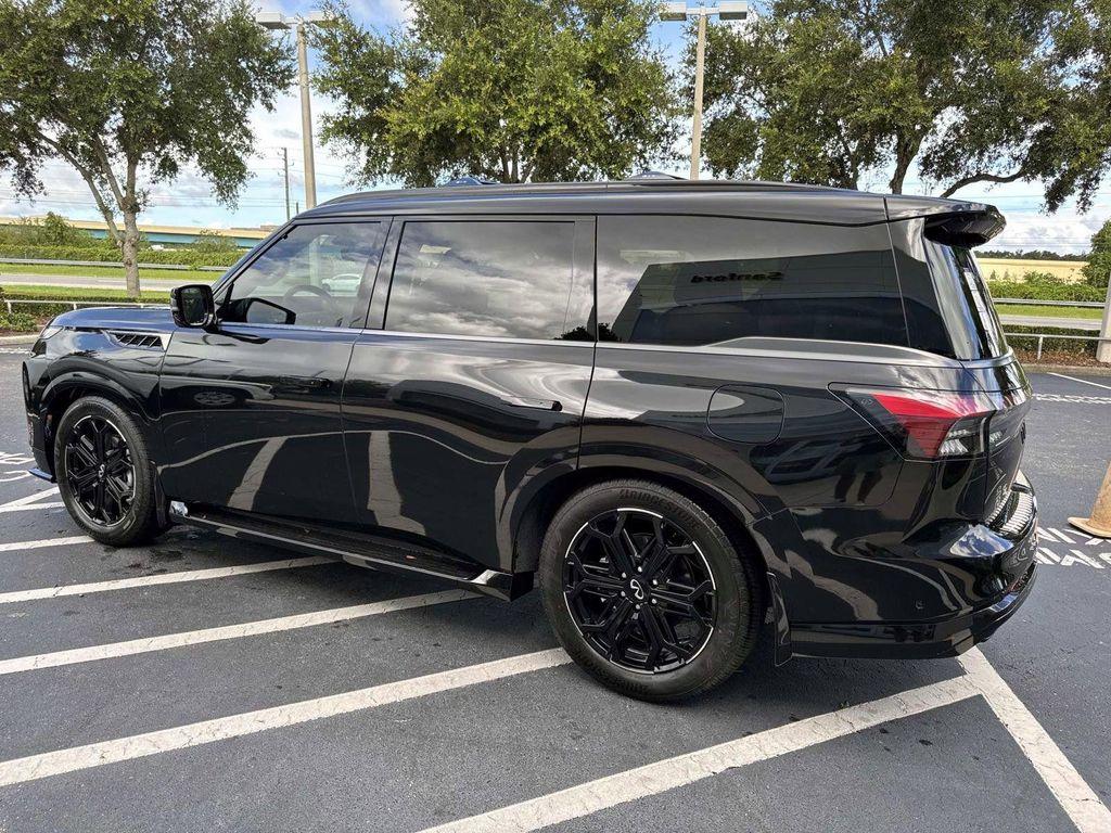 new 2026 INFINITI QX80 car, priced at $102,918