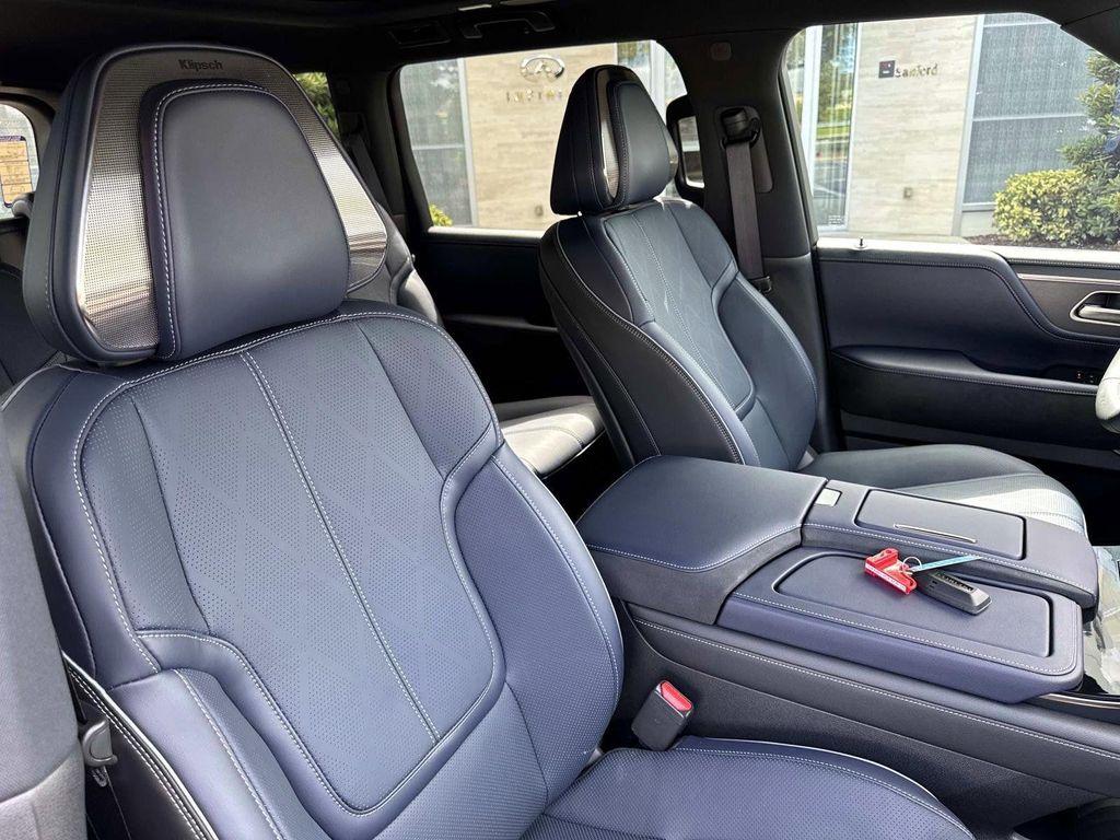 new 2026 INFINITI QX80 car, priced at $102,918