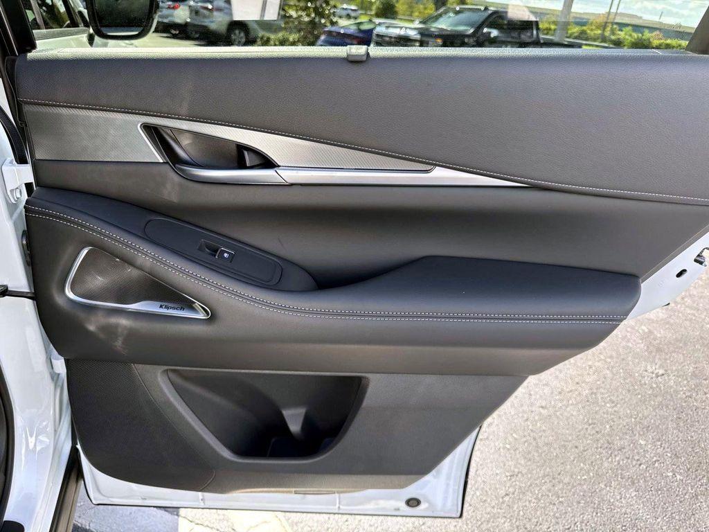 new 2026 INFINITI QX60 car, priced at $58,032