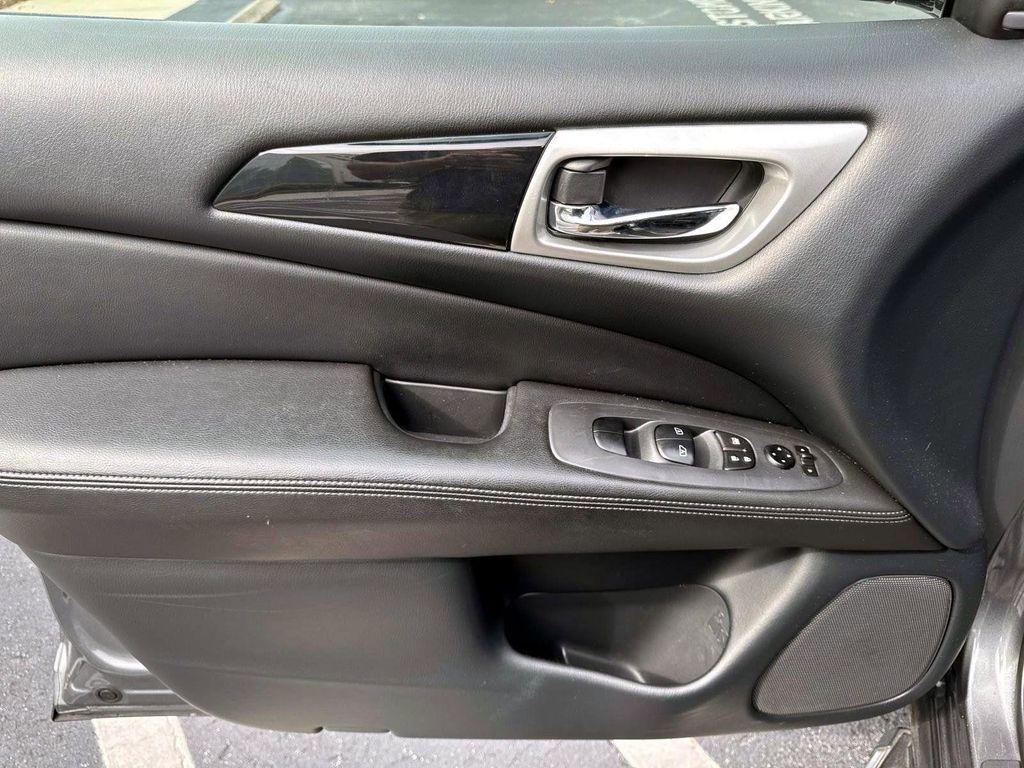 used 2020 Nissan Pathfinder car, priced at $15,867