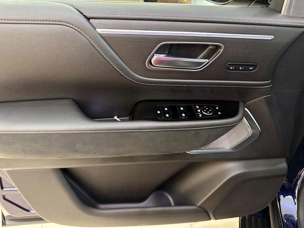 new 2025 INFINITI QX80 car, priced at $94,836