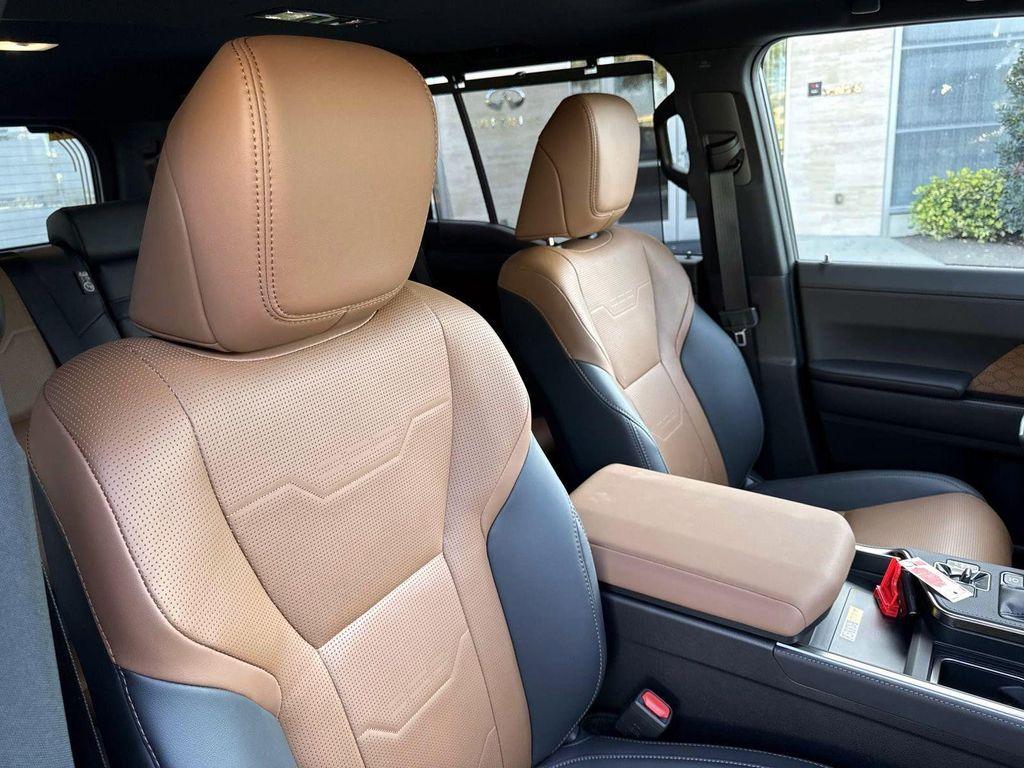 used 2025 Lexus GX 550 car, priced at $89,785